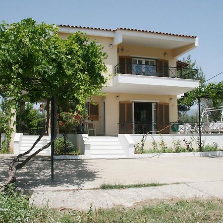 Villa Vlichos Amarynthos Exterior photo